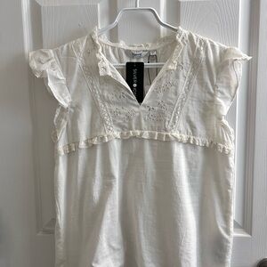 Silver & Co. Delicate White Lace Blouse